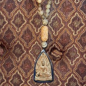Tibetan Stone bead amulet carved necklace